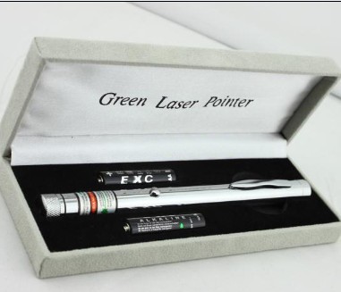 laserpointer stift Grün 100mW mit Aufsatz sterne