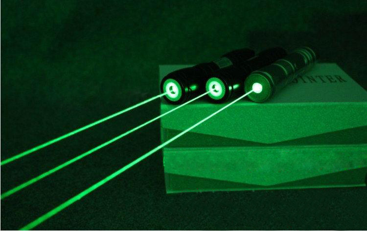 laserpointer grün 2000mw